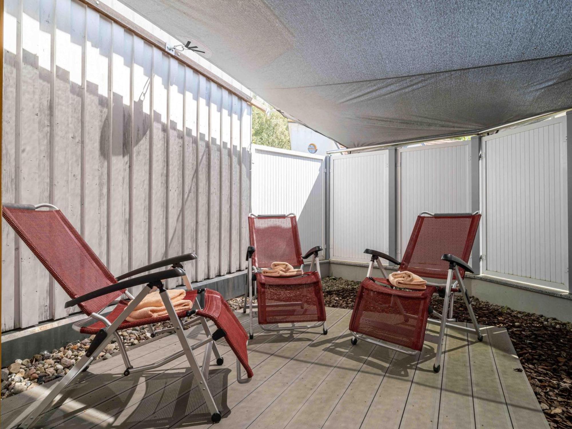 Ferienpark Freesenbruch Wohnung 2 6 - Windrose Zingst Bagian luar foto